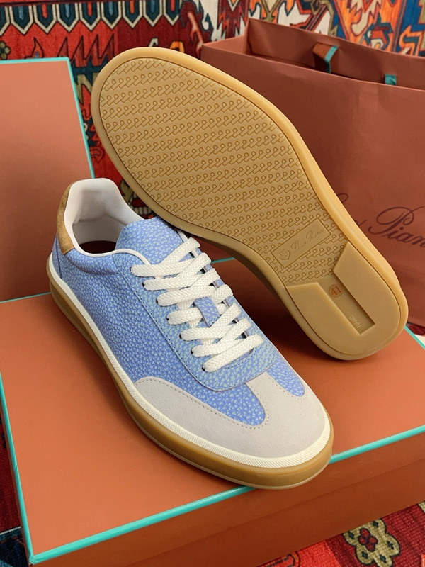 スーパーコピーブランド靴角部分ディテール